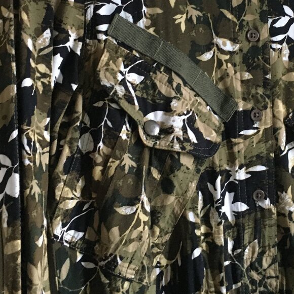 Triple Five Soul NYC Soft Button Down Floral Camo Military Dress - Picture 5 of 16
